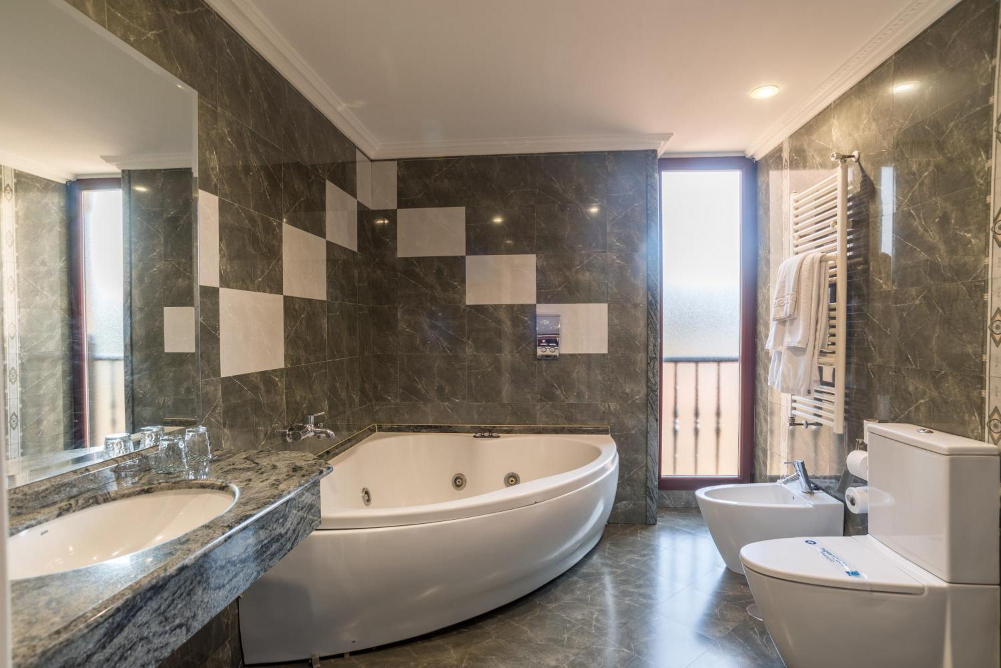 Hotel Spa Villa Pasiega 오스나요 외부 사진